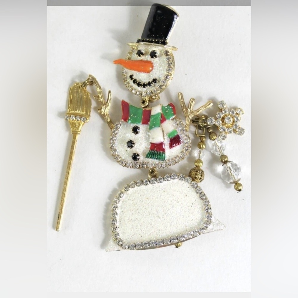 Lunch At The Ritz Adorable Reticulated Christmas Snowman Brooch Pin ￼